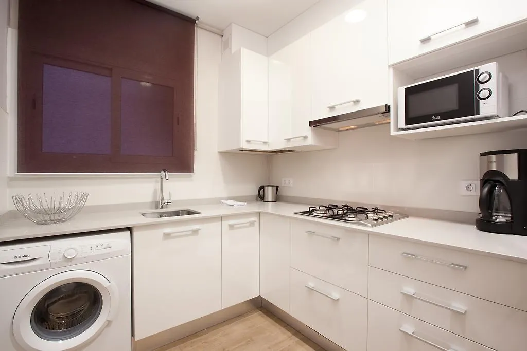 Easysleep Eixample Apartment Barcelona 0*,